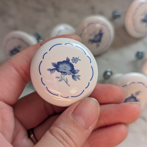 Vintage Blue Floral Ceramic Knobs ×10 - Picture 1 of 5